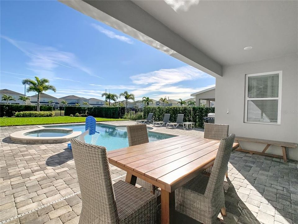 En Venta: $710,000 (5 camas, 5 baños, 2945 Pies cuadrados)