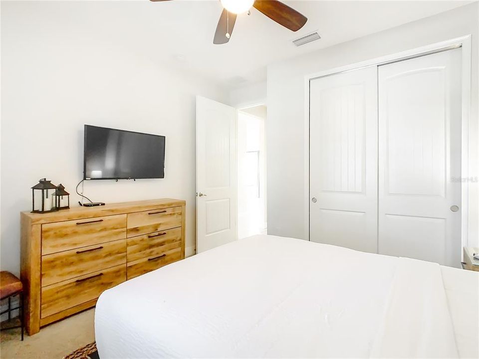 En Venta: $710,000 (5 camas, 5 baños, 2945 Pies cuadrados)