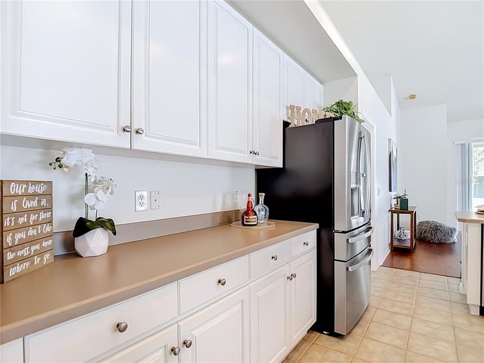 For Sale: $425,000 (4 beds, 2 baths, 2323 Square Feet)