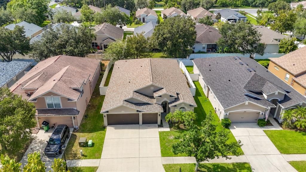 For Sale: $425,000 (4 beds, 2 baths, 2323 Square Feet)