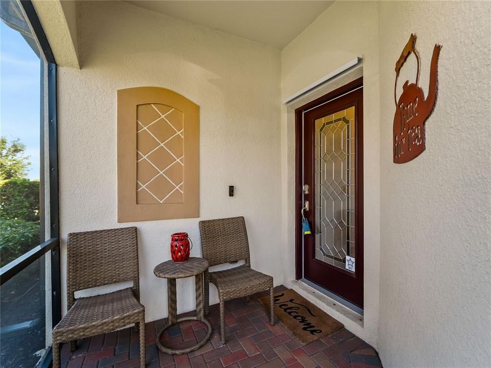 For Sale: $425,000 (2 beds, 2 baths, 1568 Square Feet)