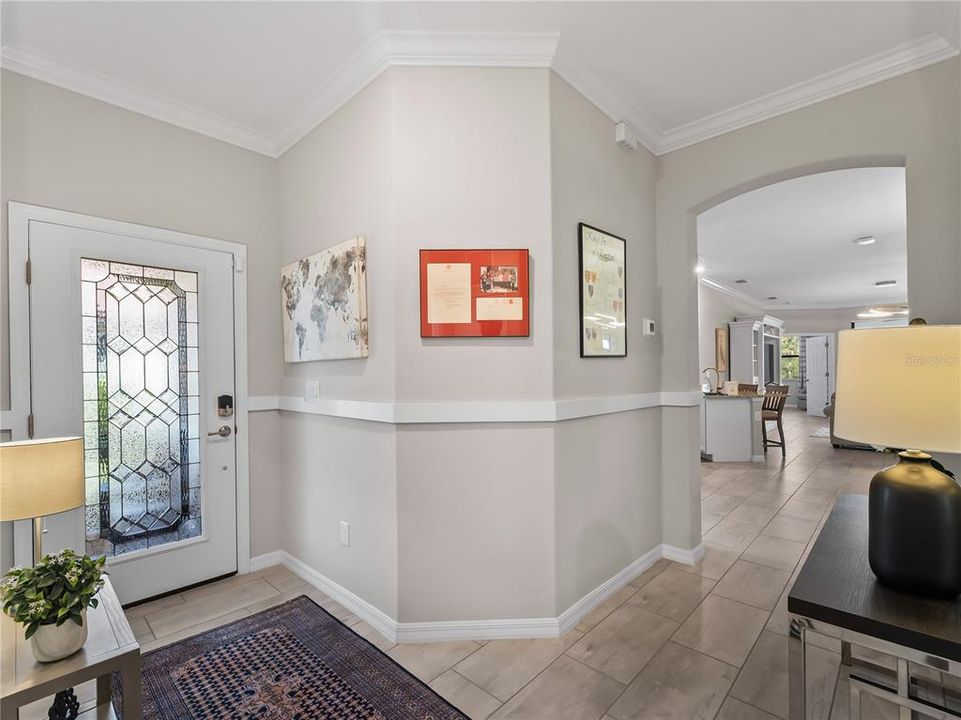 For Sale: $425,000 (2 beds, 2 baths, 1568 Square Feet)