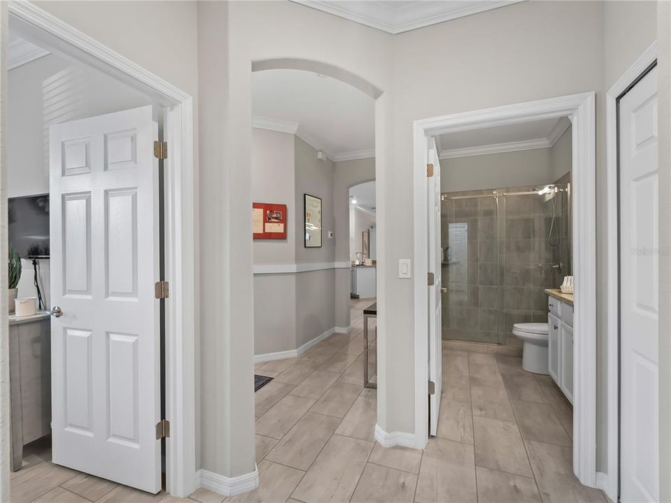 For Sale: $425,000 (2 beds, 2 baths, 1568 Square Feet)