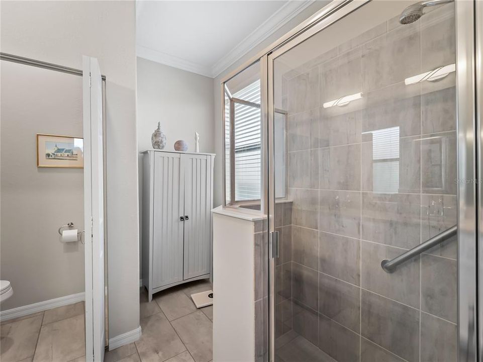 For Sale: $425,000 (2 beds, 2 baths, 1568 Square Feet)