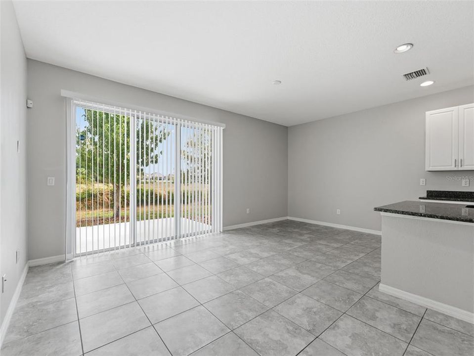 For Rent: $1,850 (3 beds, 2 baths, 1400 Square Feet)