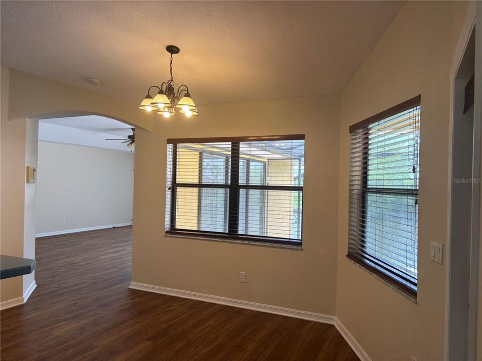 В аренду: $1,995 (3 спален, 2 ванн, 2374 Квадратных фут)