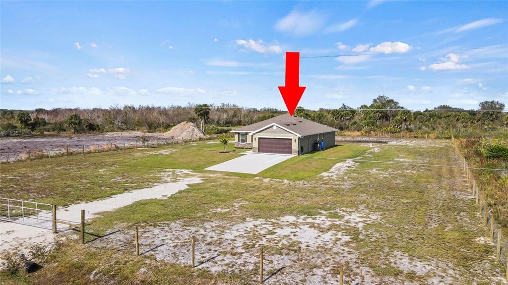 Active With Contract: $375,000 (3 beds, 2 baths, 1488 Square Feet)