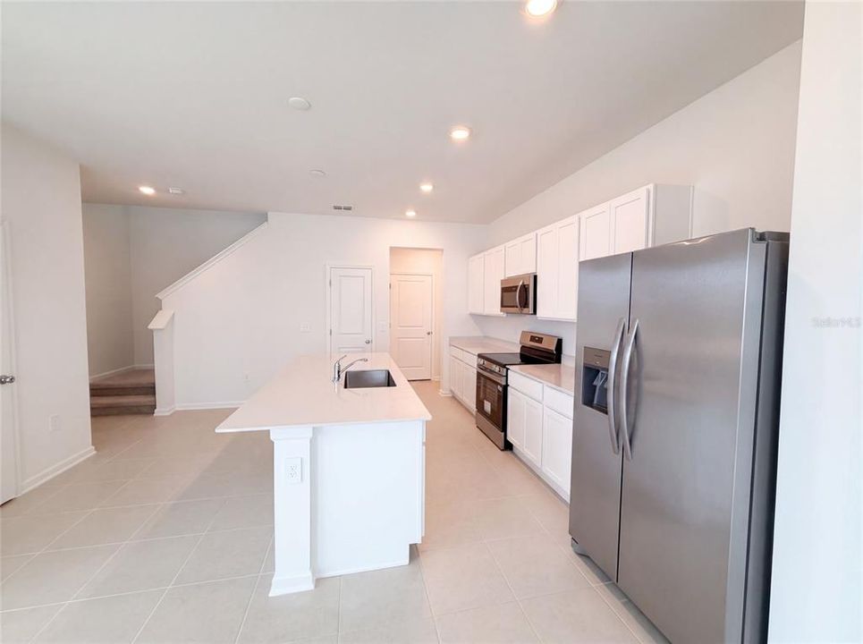 En Venta: $300,000 (3 camas, 2 baños, 1835 Pies cuadrados)