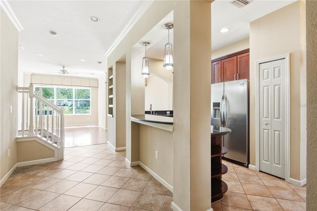 For Sale: $399,900 (3 beds, 2 baths, 1912 Square Feet)