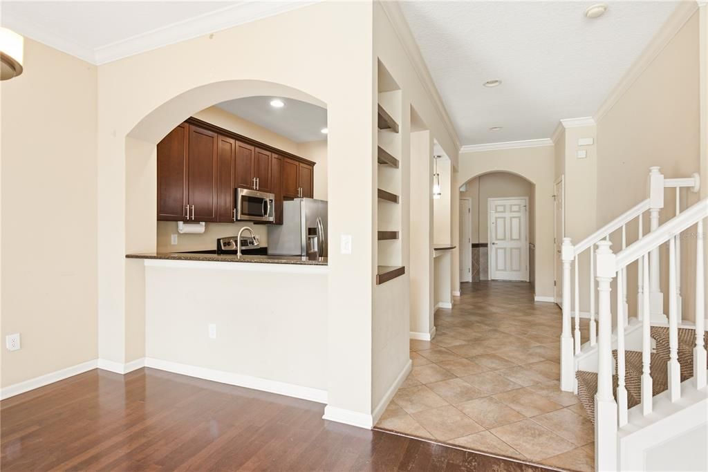 For Sale: $399,900 (3 beds, 2 baths, 1912 Square Feet)