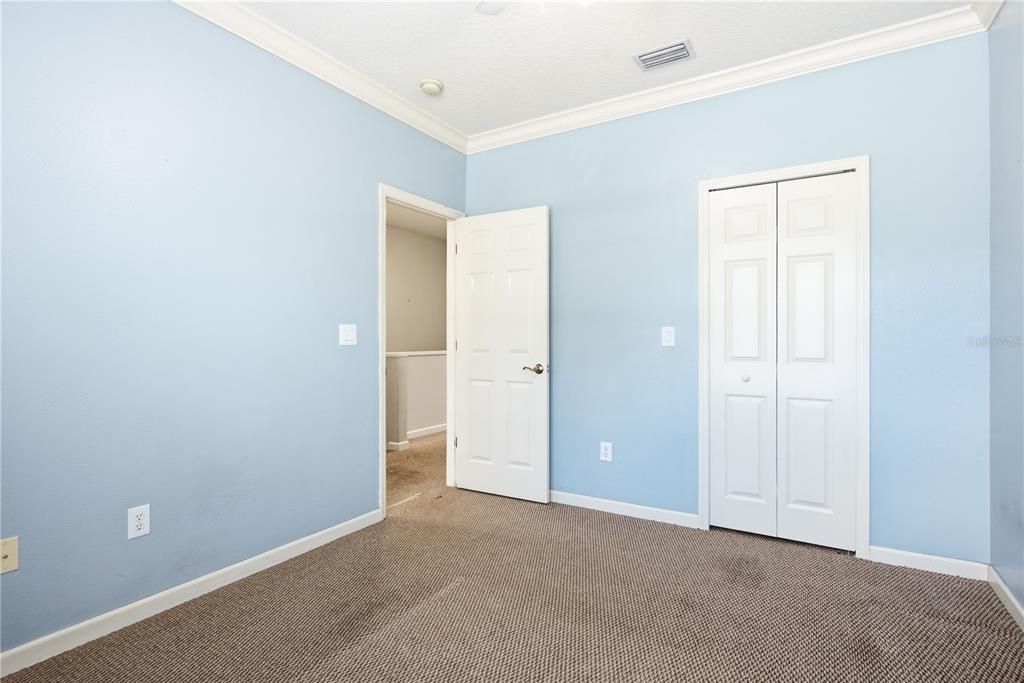 For Sale: $399,900 (3 beds, 2 baths, 1912 Square Feet)