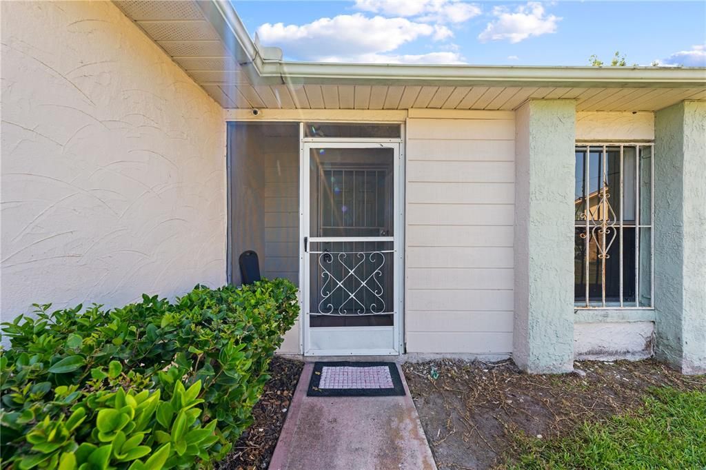 For Sale: $244,900 (3 beds, 2 baths, 1323 Square Feet)