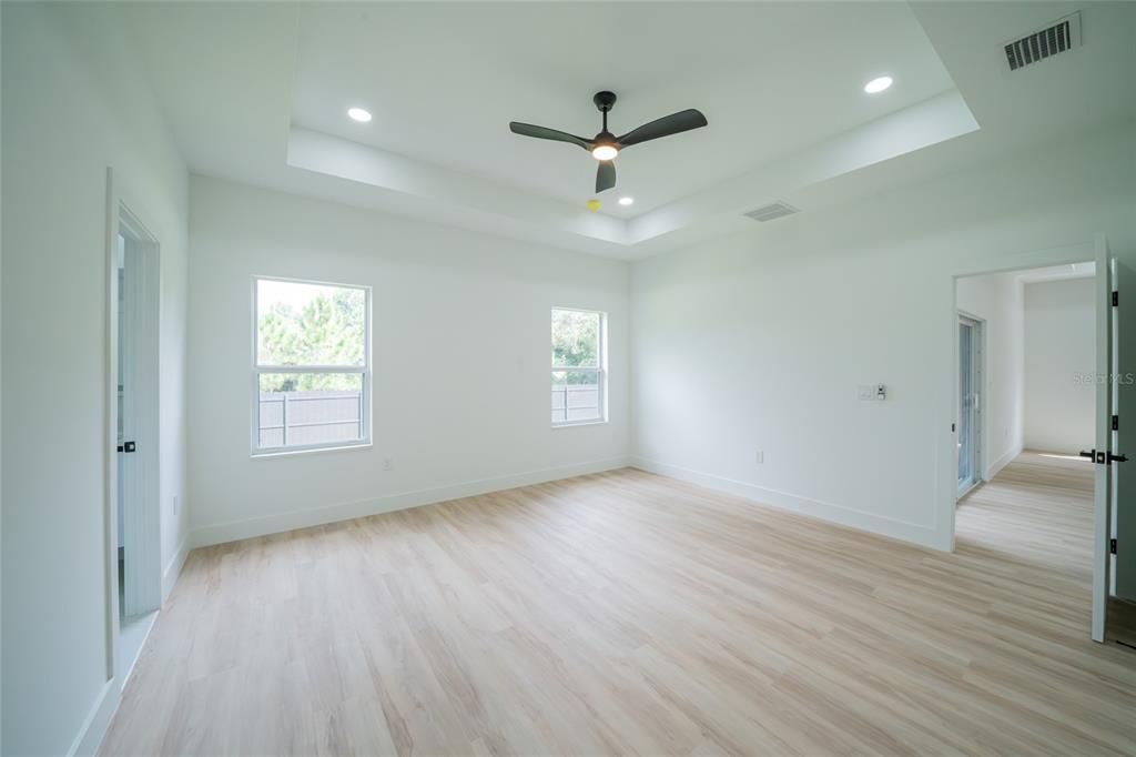 For Sale: $469,000 (4 beds, 3 baths, 2401 Square Feet)