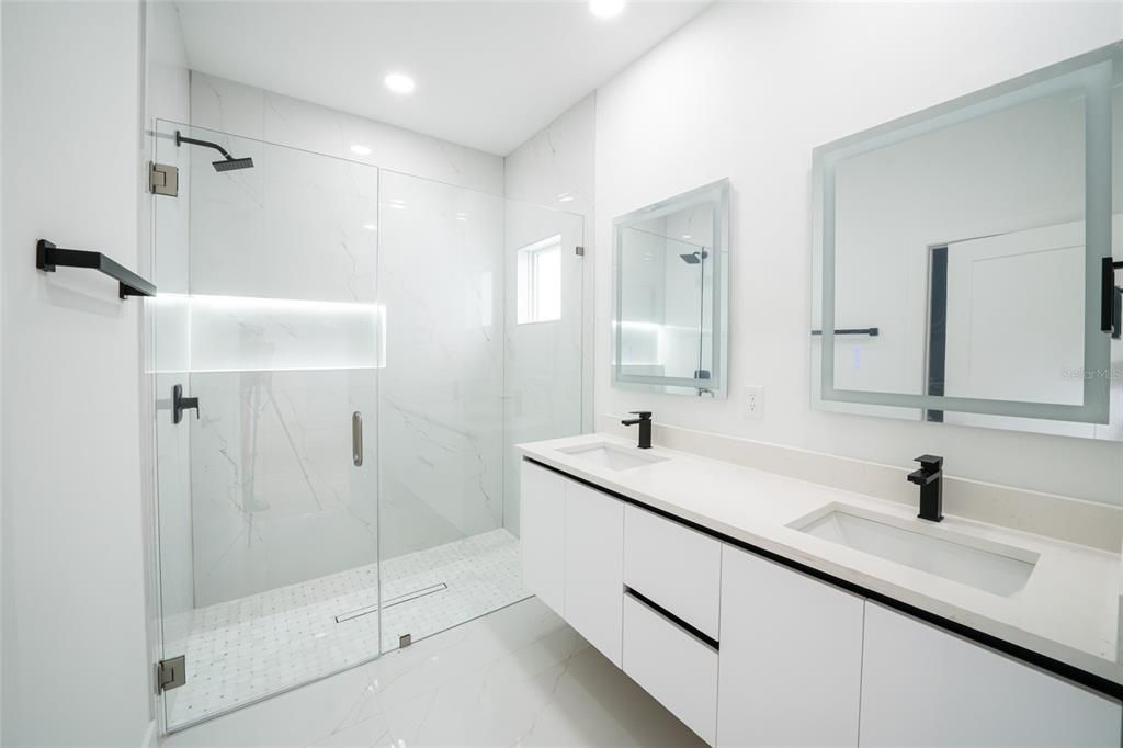 For Sale: $469,000 (4 beds, 3 baths, 2401 Square Feet)