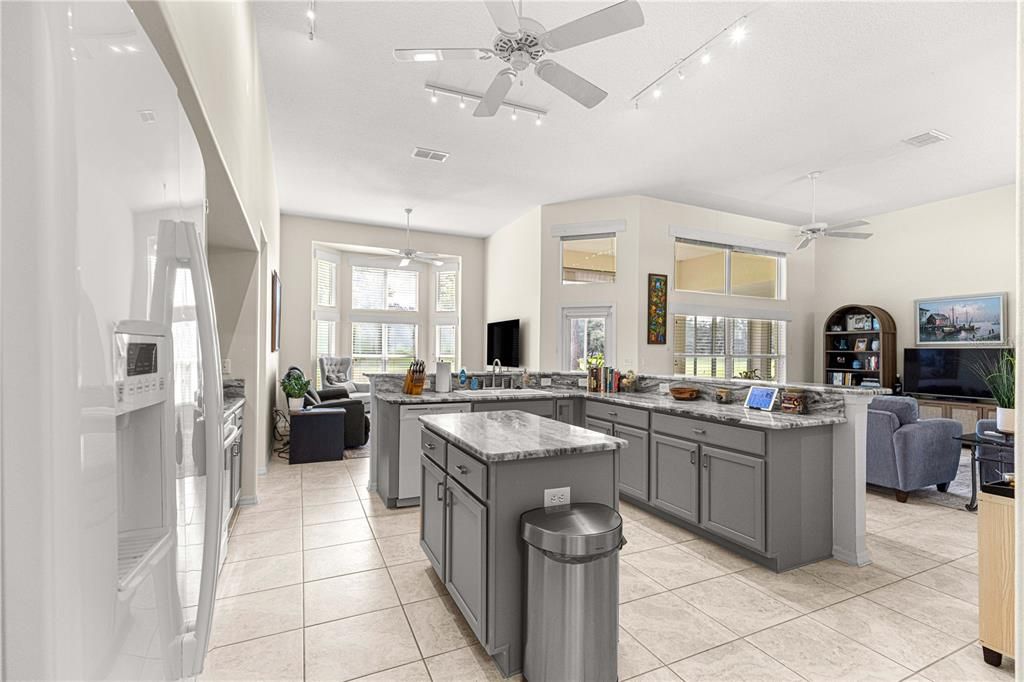 Active With Contract: $400,000 (3 beds, 2 baths, 2069 Square Feet)