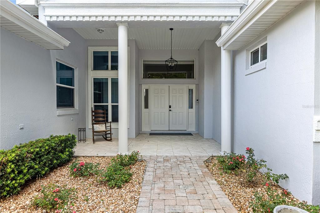 Active With Contract: $400,000 (3 beds, 2 baths, 2069 Square Feet)