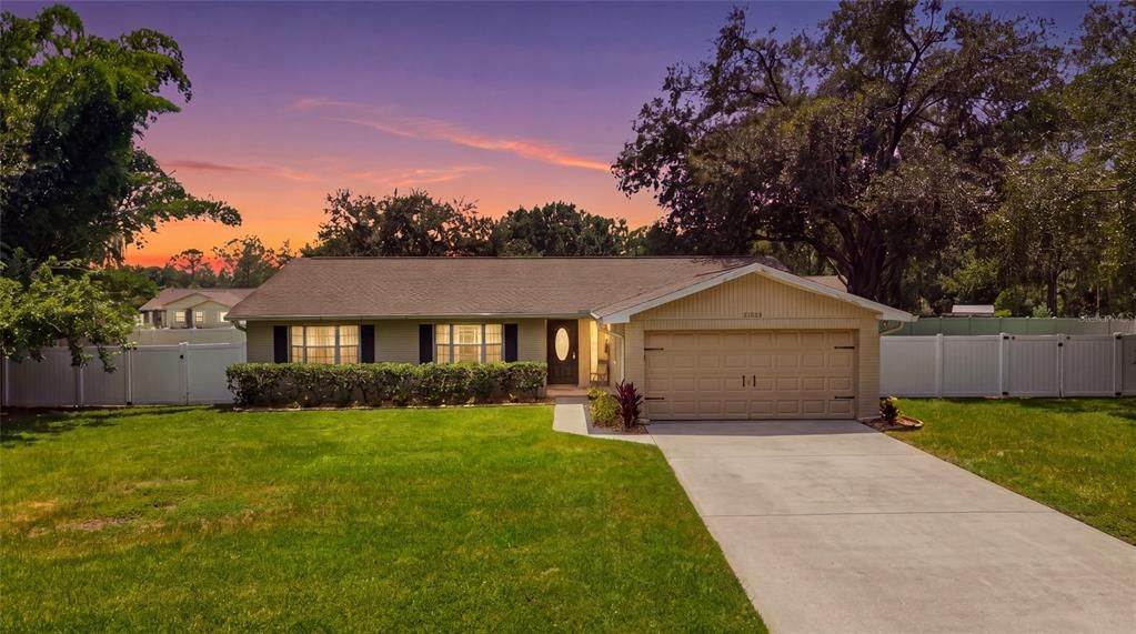 For Sale: $345,000 (4 beds, 2 baths, 1766 Square Feet)