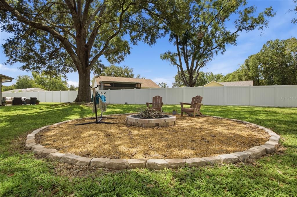 For Sale: $345,000 (4 beds, 2 baths, 1766 Square Feet)