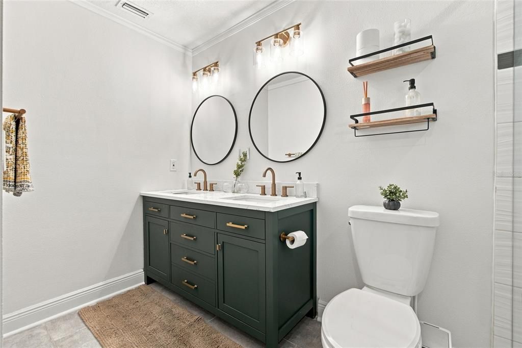 For Sale: $345,000 (4 beds, 2 baths, 1766 Square Feet)