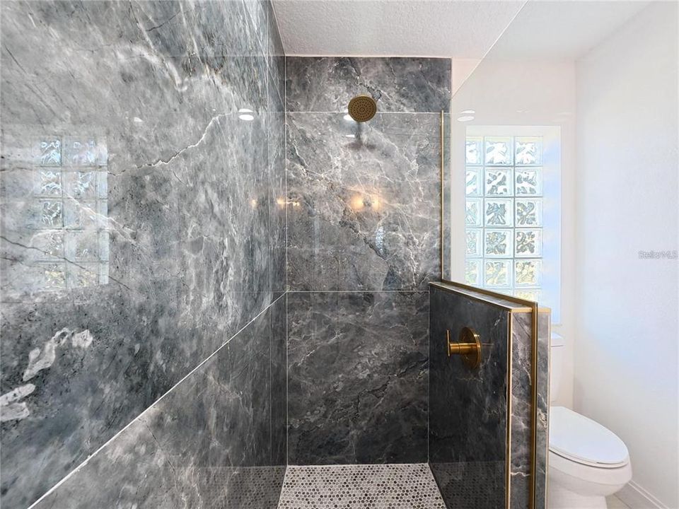 В аренду: $2,600 (3 спален, 2 ванн, 1624 Квадратных фут)