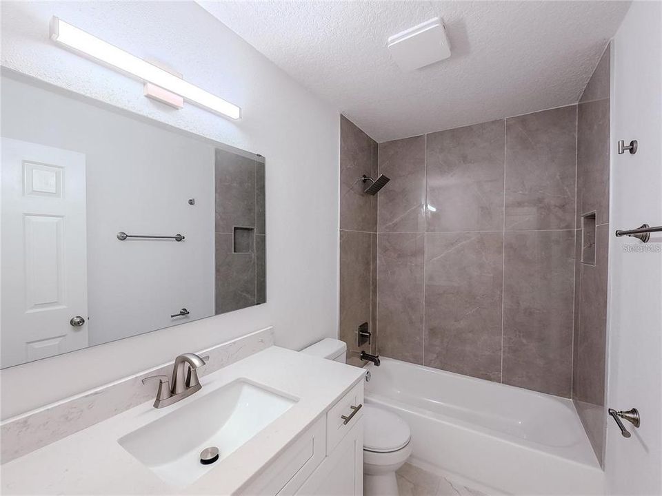 В аренду: $2,600 (3 спален, 2 ванн, 1624 Квадратных фут)