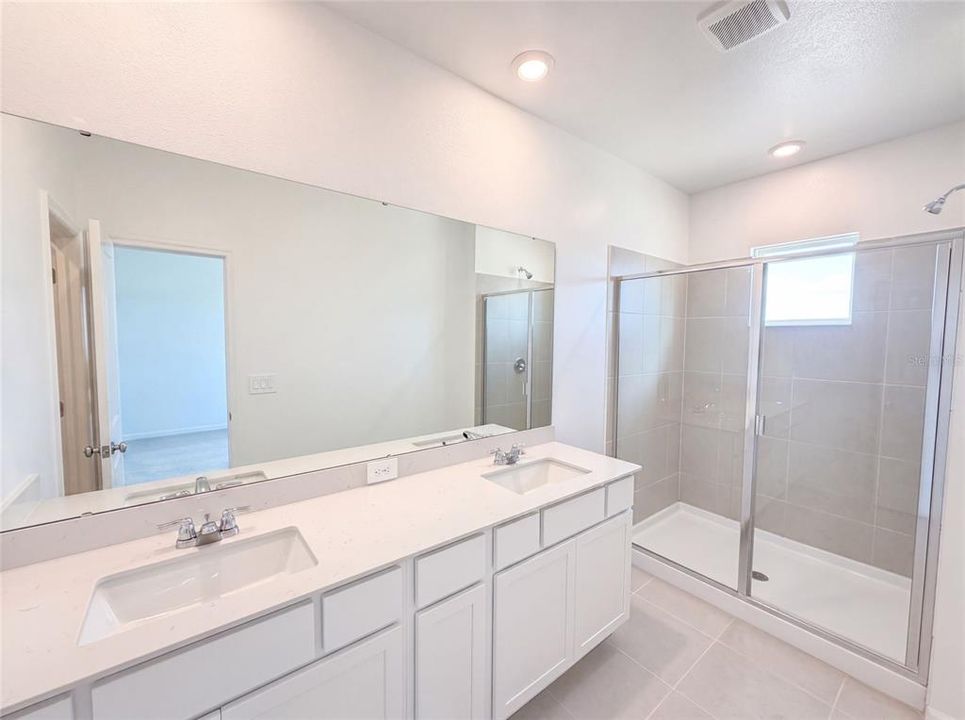En Venta: $280,000 (3 camas, 2 baños, 1787 Pies cuadrados)