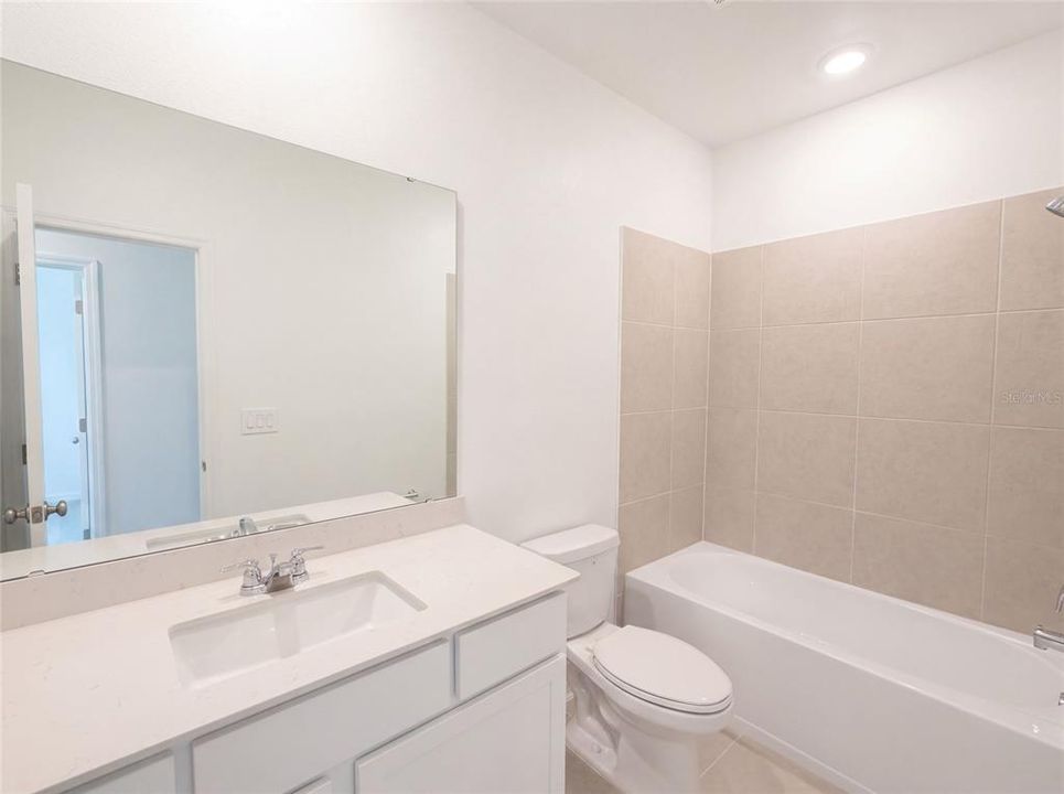 En Venta: $280,000 (3 camas, 2 baños, 1787 Pies cuadrados)