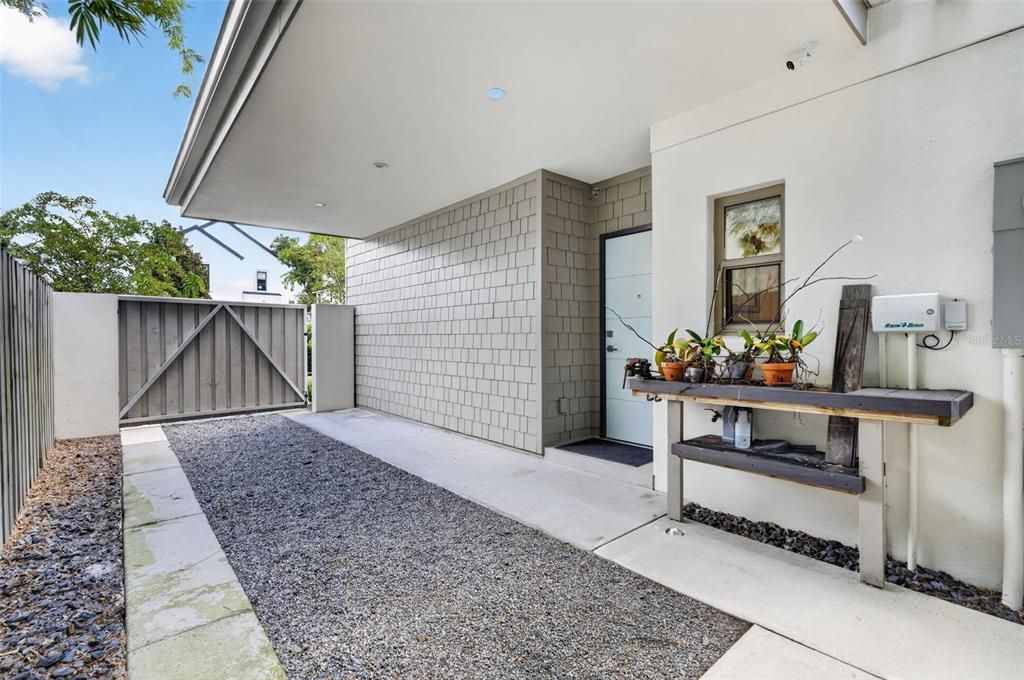 : $1,350,000 (3 beds, 4 baths, 2191 Square Feet)