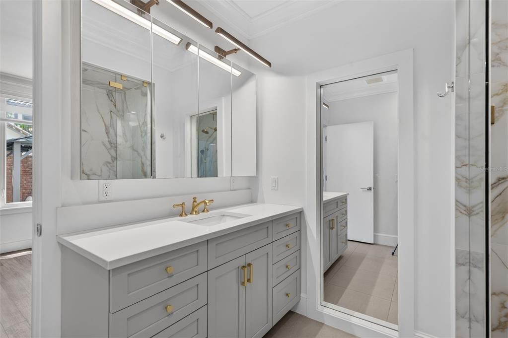 : $1,350,000 (3 beds, 4 baths, 2191 Square Feet)