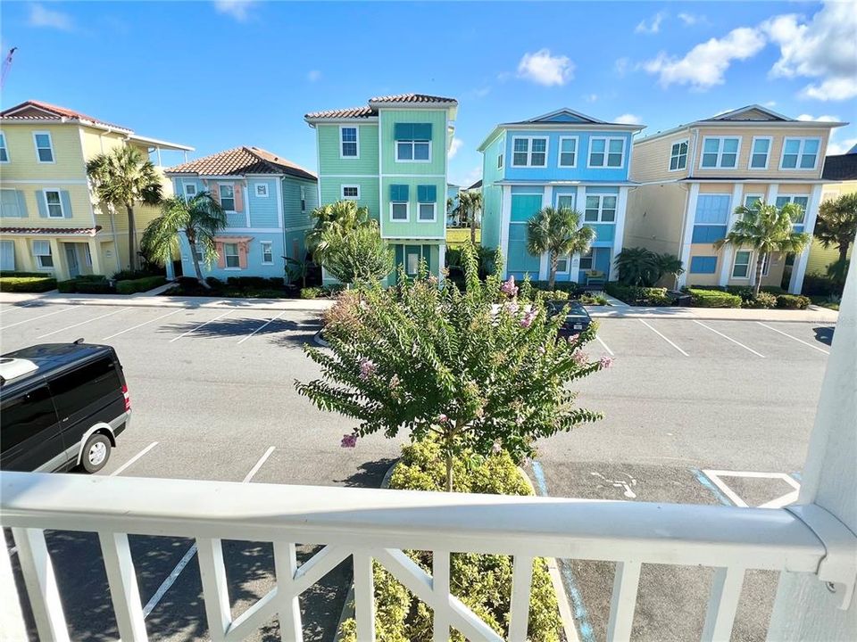 For Sale: $470,000 (4 beds, 3 baths, 1410 Square Feet)
