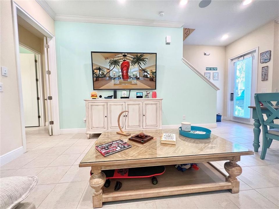 For Sale: $470,000 (4 beds, 3 baths, 1410 Square Feet)