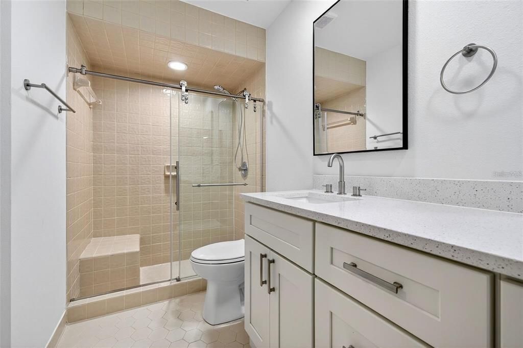 For Rent: $2,300 (2 beds, 2 baths, 1249 Square Feet)