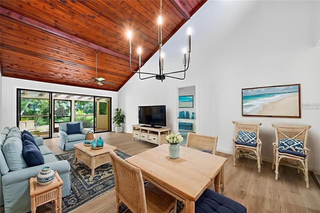 For Rent: $2,300 (2 beds, 2 baths, 1249 Square Feet)