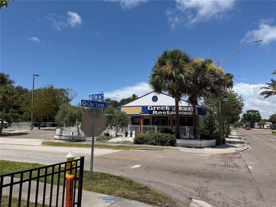 For Sale: $1,100,000 (0 beds, 0 baths, 2922 Square Feet)