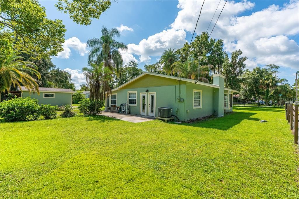 For Sale: $387,000 (4 beds, 2 baths, 1404 Square Feet)