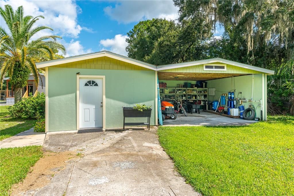 For Sale: $387,000 (4 beds, 2 baths, 1404 Square Feet)