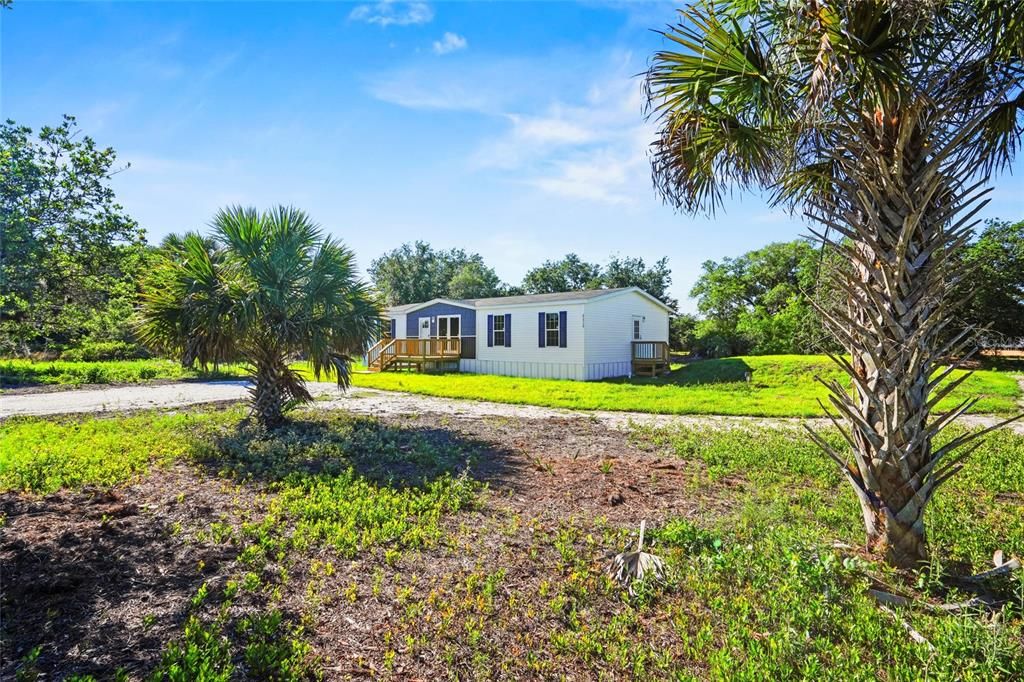 Active With Contract: $268,400 (3 beds, 2 baths, 1493 Square Feet)