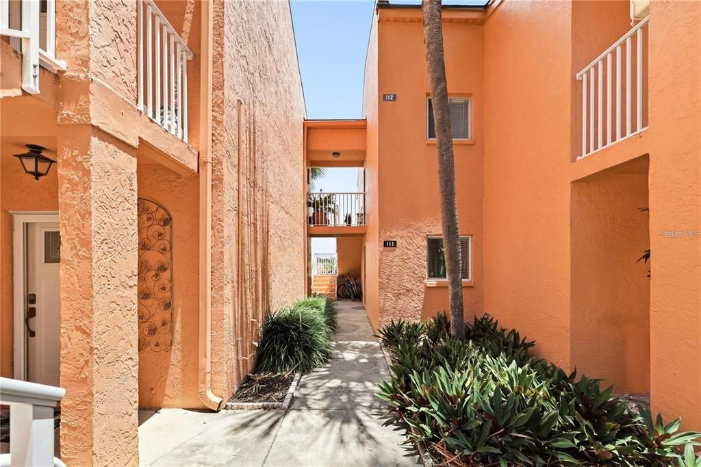 En Venta: $280,000 (1 camas, 1 baños, 885 Pies cuadrados)