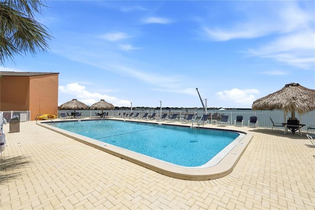 En Venta: $280,000 (1 camas, 1 baños, 885 Pies cuadrados)