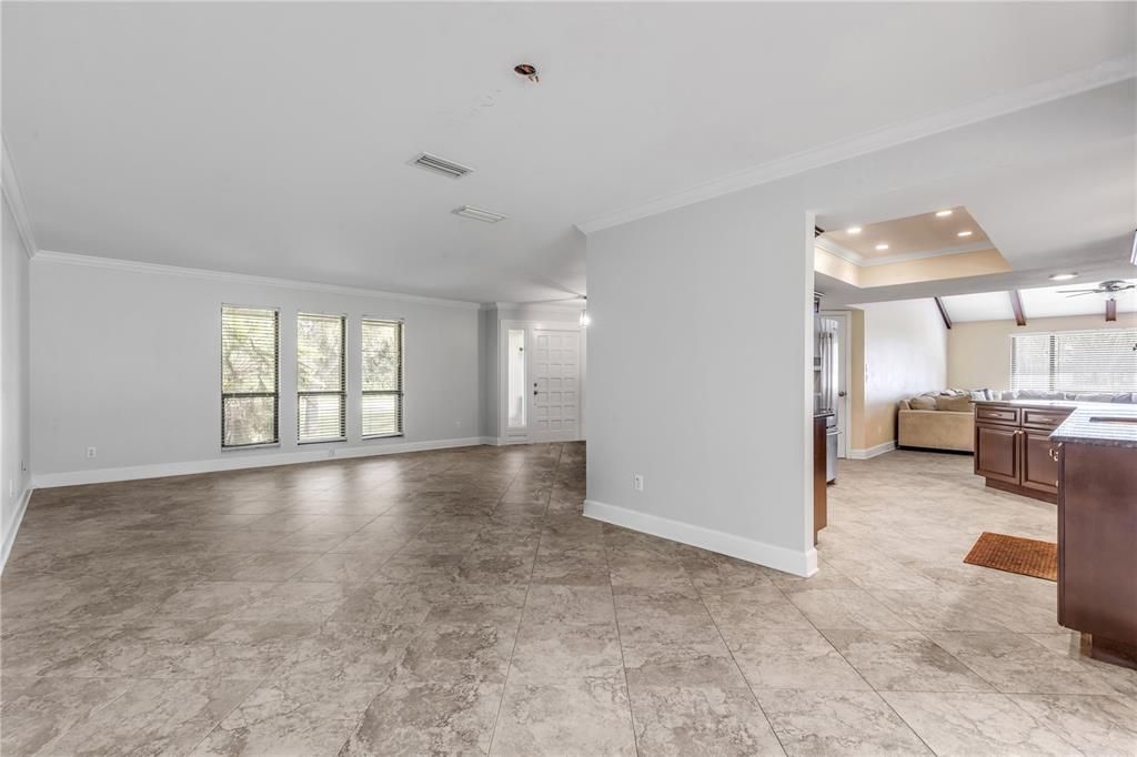 For Sale: $599,000 (3 beds, 2 baths, 2032 Square Feet)