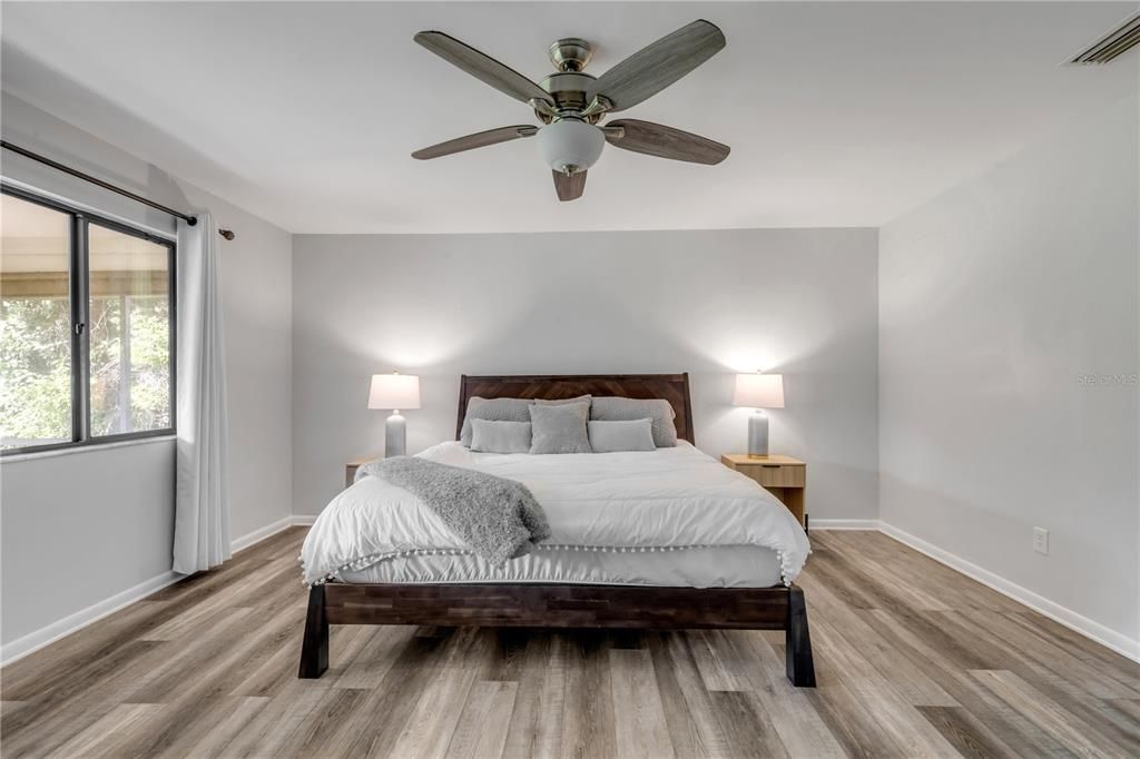 For Sale: $599,000 (3 beds, 2 baths, 2032 Square Feet)