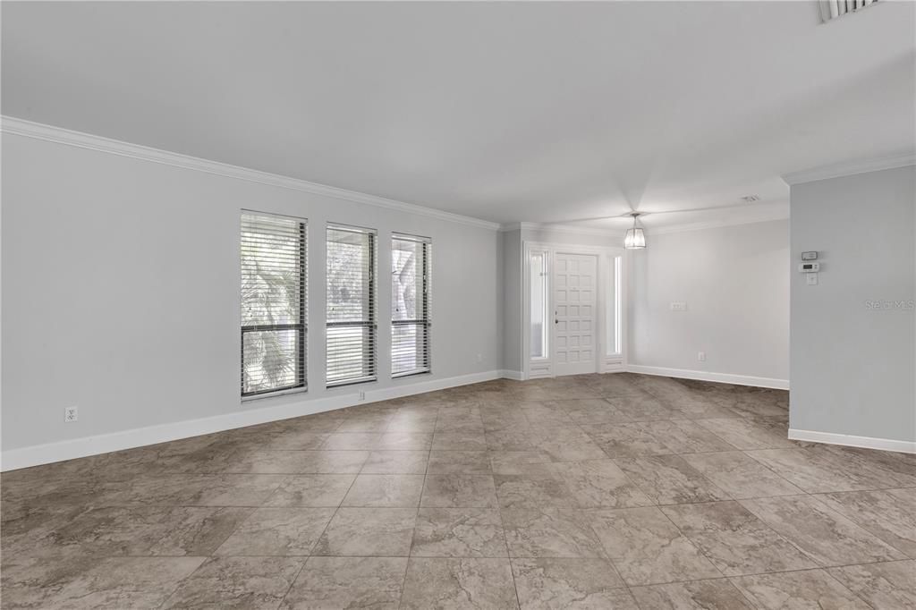For Sale: $599,000 (3 beds, 2 baths, 2032 Square Feet)