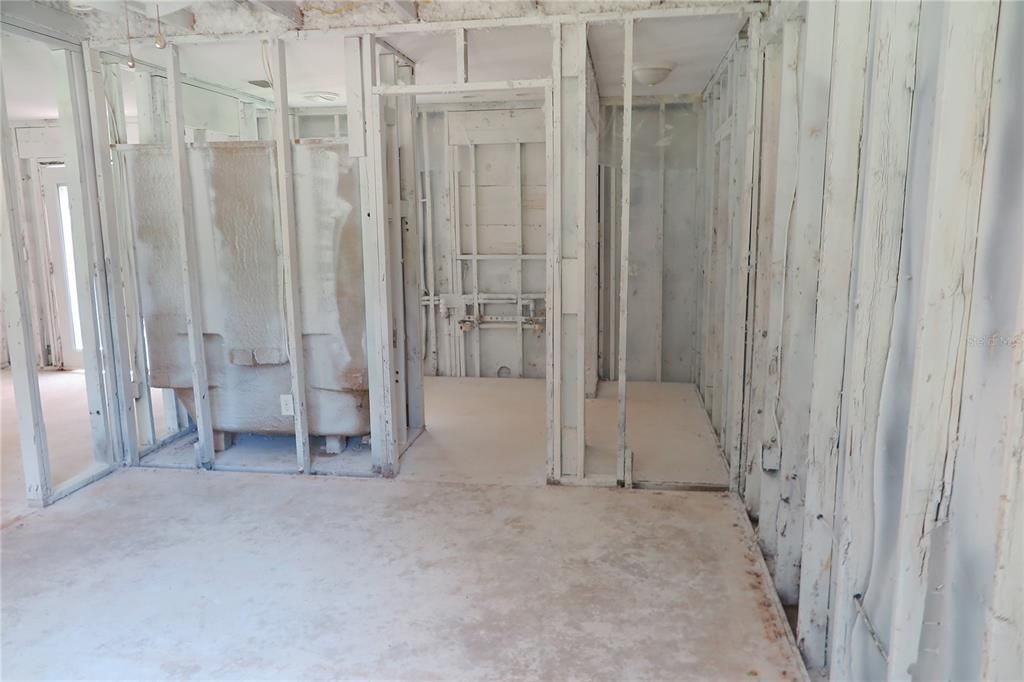 For Sale: $145,000 (3 beds, 2 baths, 1266 Square Feet)
