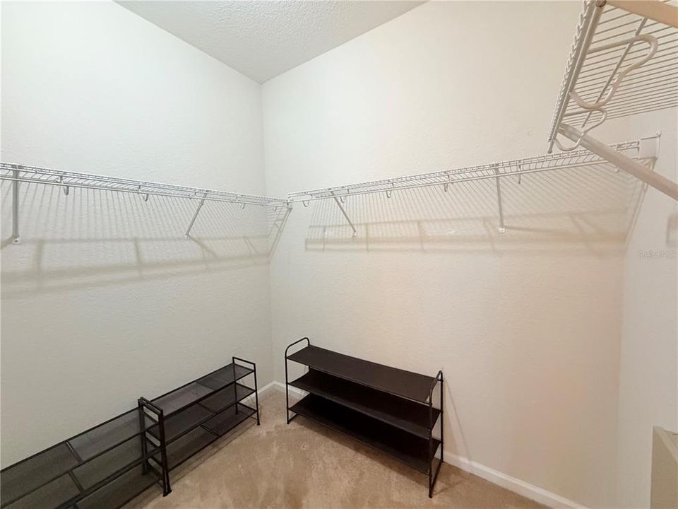 En Venta: $315,000 (3 camas, 2 baños, 2129 Pies cuadrados)