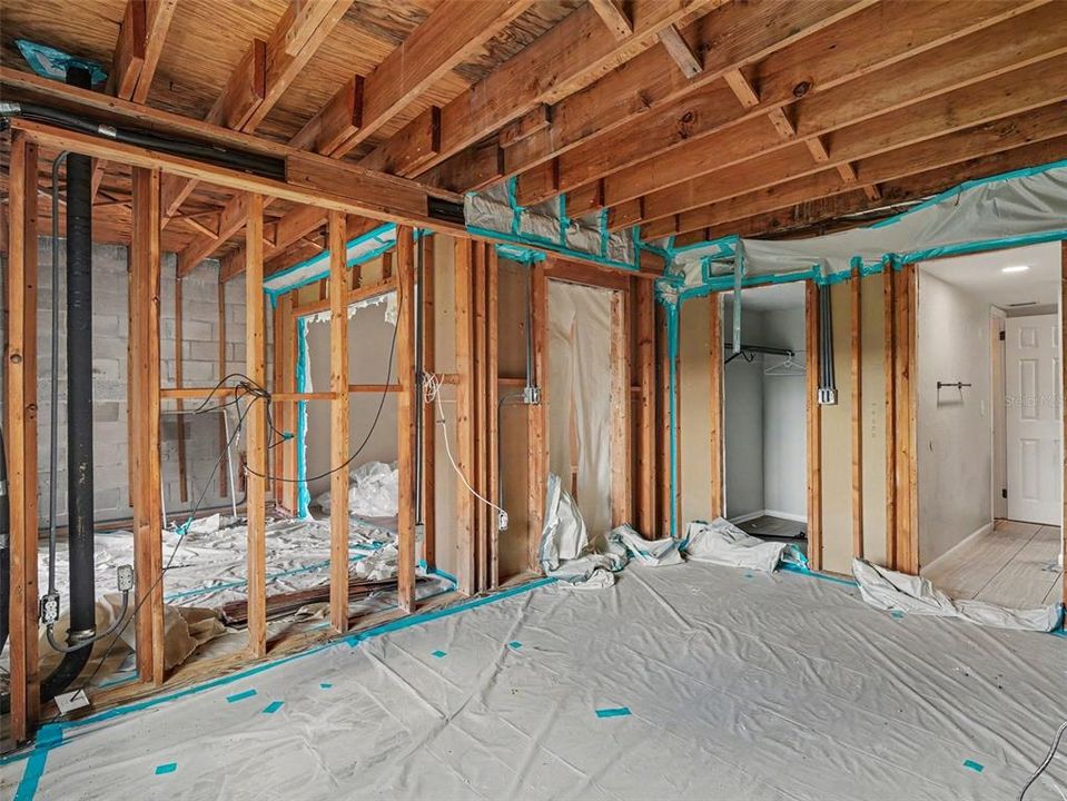 For Sale: $60,000 (2 beds, 1 baths, 960 Square Feet)