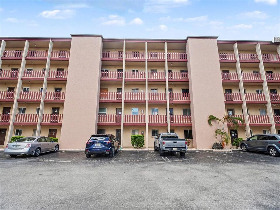 For Sale: $60,000 (2 beds, 1 baths, 960 Square Feet)