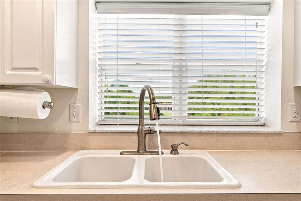 En Venta: $449,900 (3 camas, 2 baños, 1800 Pies cuadrados)