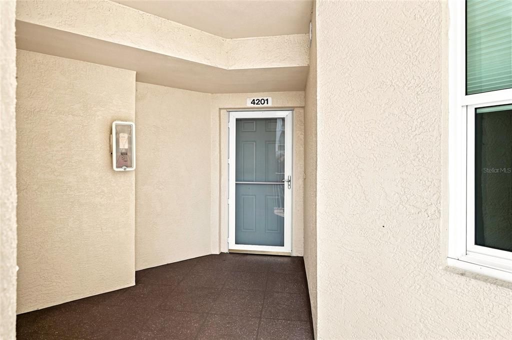 En Venta: $449,900 (3 camas, 2 baños, 1800 Pies cuadrados)