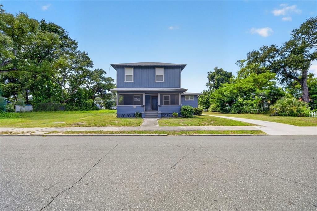 En Venta: $410,000 (4 camas, 0 baños, 1848 Pies cuadrados)