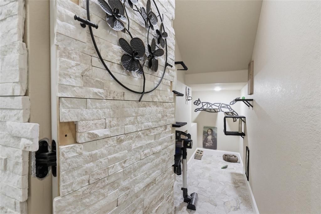 For Sale: $1,997,000 (5 beds, 5 baths, 4635 Square Feet)